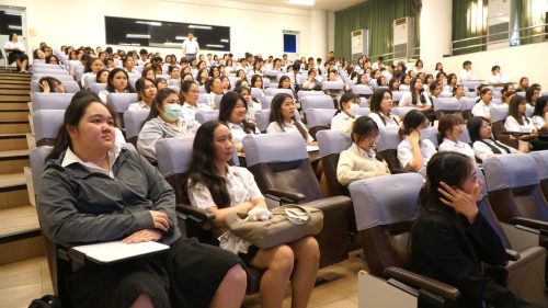 โครงการแนะแนวความรู้สู่การทำงาน บริษัท ซีพีแรม จำกัด